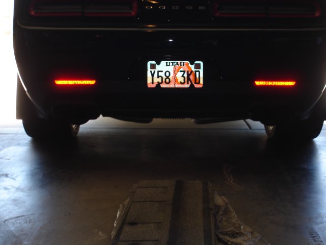 Toyo R888R 325 30 20 002.JPG