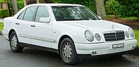1999_Mercedes-Benz_E_240_(W_210)_Elegance_sedan_(2011-11-17)_01.jpg